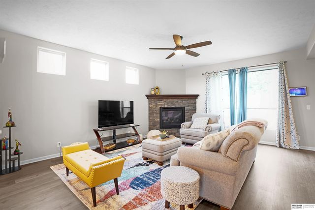 3903 S 192nd Avenue, Omaha, NE 68130