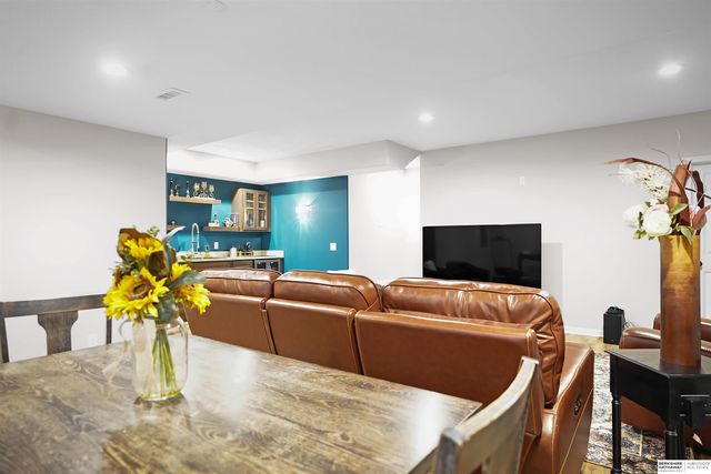 3903 S 192nd Avenue, Omaha, NE 68130