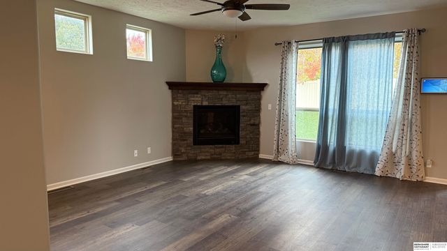 3903 S 192nd Avenue, Omaha, NE 68130