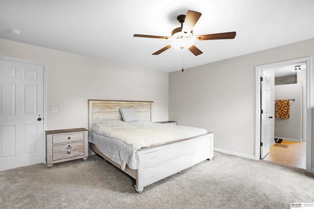 3903 S 192nd Avenue, Omaha, NE 68130