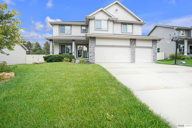 3903 S 192nd Avenue, Omaha, NE 68130