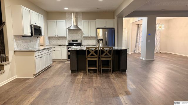 3903 S 192nd Avenue, Omaha, NE 68130