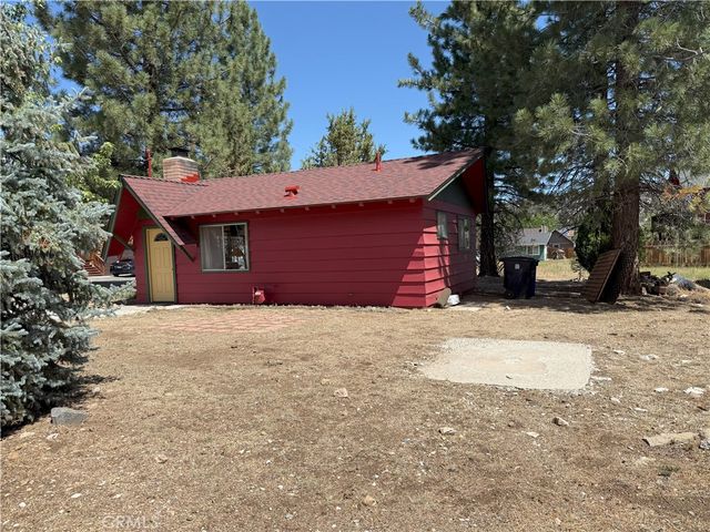 936 Pinon Lane, Big Bear City, CA 92314