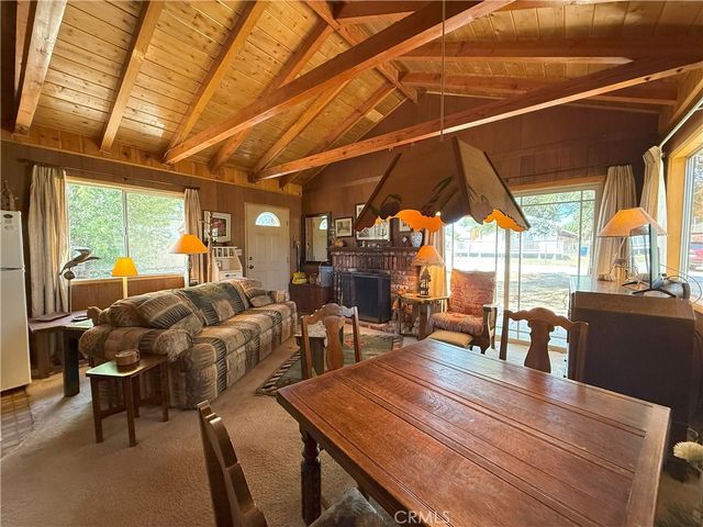 936 Pinon Lane, Big Bear City, CA 92314