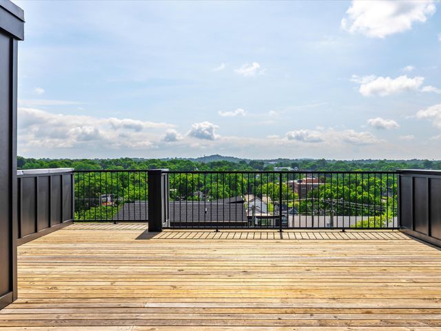 101 Elmhurst Ave, Nashville, TN 37207