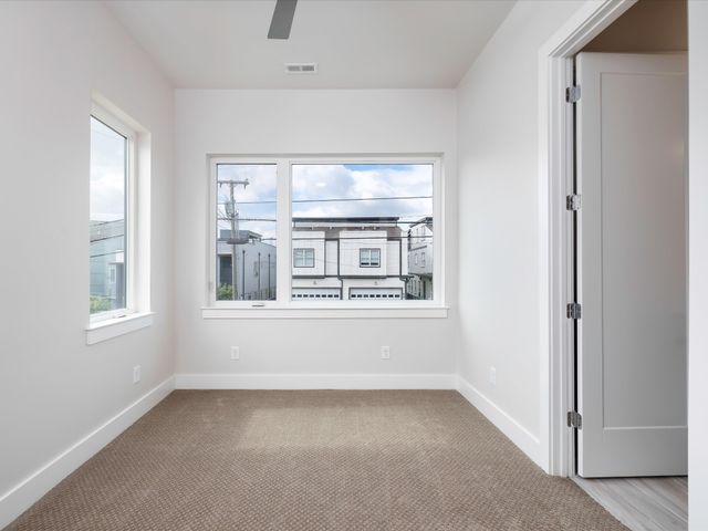 101 Elmhurst Ave, Nashville, TN 37207