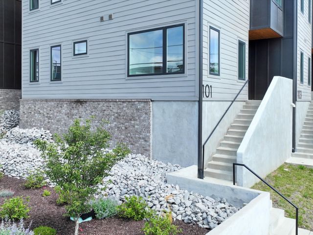 101 Elmhurst Ave, Nashville, TN 37207