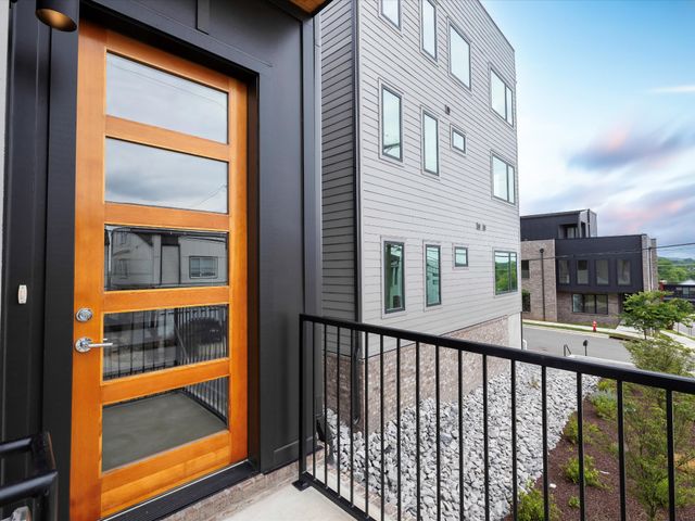 101 Elmhurst Ave, Nashville, TN 37207