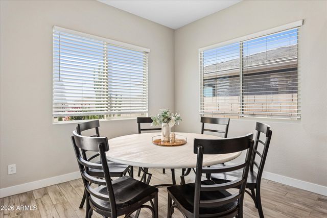 213 E BALAO Drive, Phoenix, AZ 85085