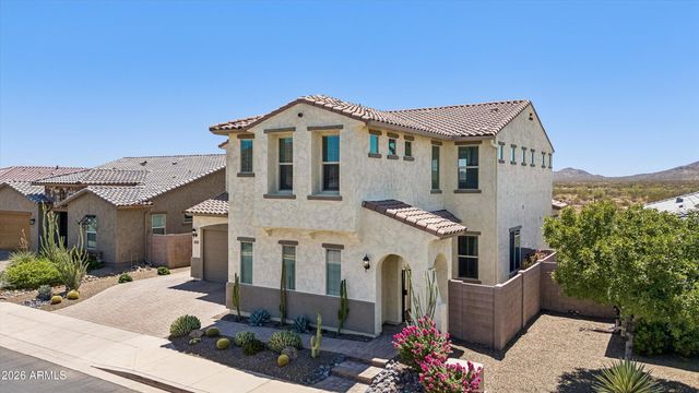 213 E BALAO Drive, Phoenix, AZ 85085