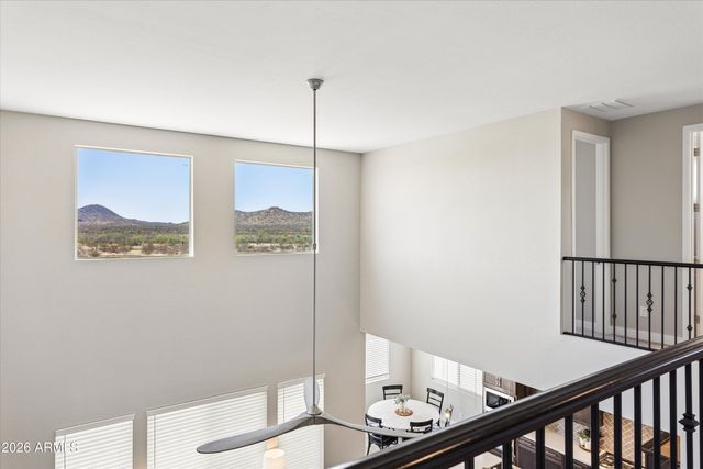 213 E BALAO Drive, Phoenix, AZ 85085