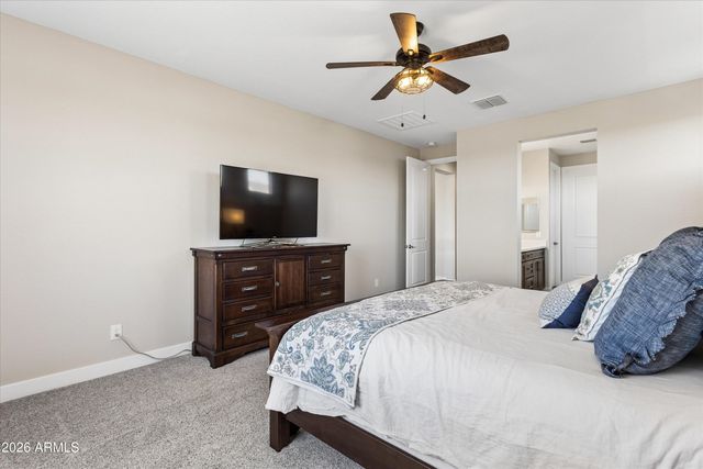 213 E BALAO Drive, Phoenix, AZ 85085