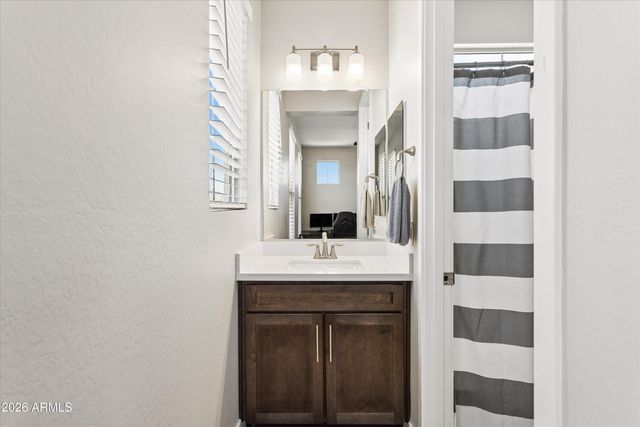 213 E BALAO Drive, Phoenix, AZ 85085