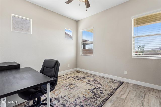 213 E BALAO Drive, Phoenix, AZ 85085