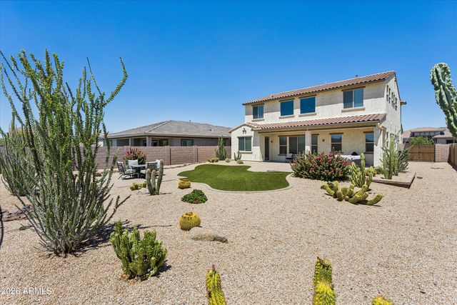 213 E BALAO Drive, Phoenix, AZ 85085