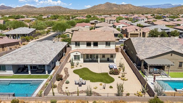 213 E BALAO Drive, Phoenix, AZ 85085