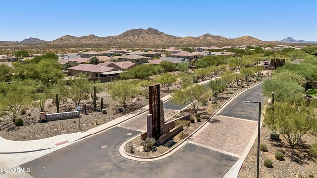 213 E BALAO Drive, Phoenix, AZ 85085