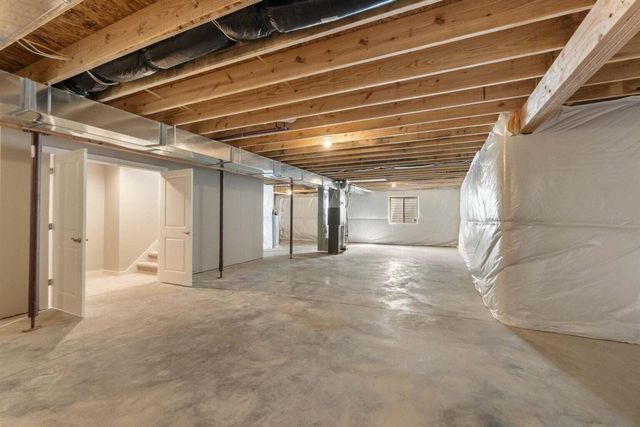 28 Engelhardt Strasse, Jackson, MI 49201