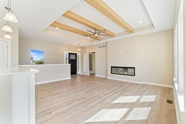 28 Engelhardt Strasse, Jackson, MI 49201