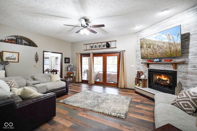 6290 N State Road 42, Quincy, IN 47456