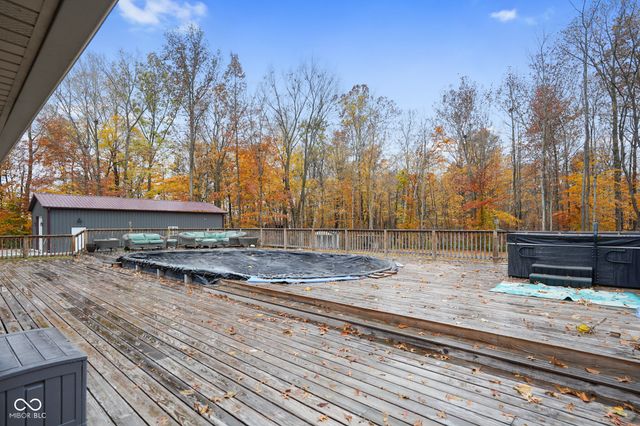 6290 N State Road 42, Quincy, IN 47456