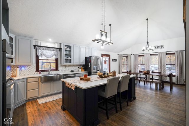 6290 N State Road 42, Quincy, IN 47456