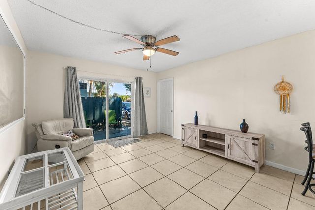 950 S Kanner Highway C-10, Stuart, FL 34994