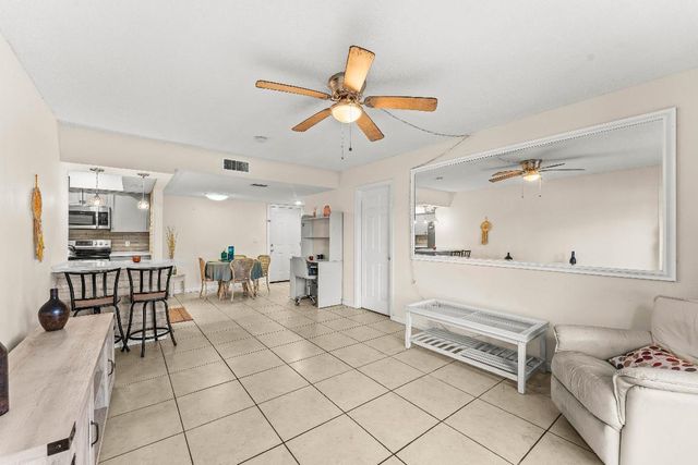 950 S Kanner Highway C-10, Stuart, FL 34994