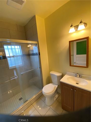 1331 Atlantic Avenue, Long Beach, CA 90813