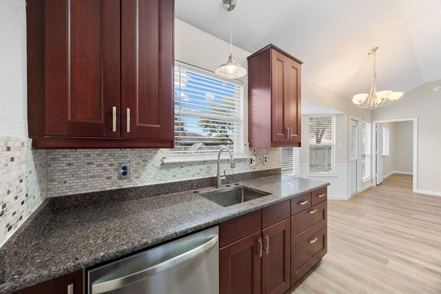 109 Rosemary CV, Georgetown, TX 78626