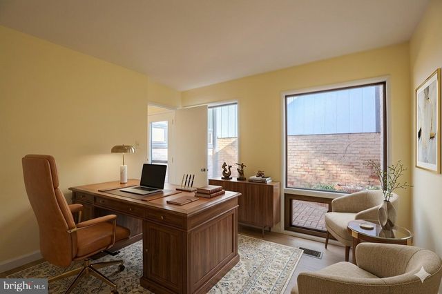 6208 LEEKE FOREST CT, Bethesda, MD 20817