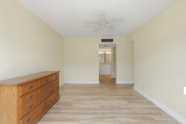 2534 Boundbrook Drive S 116, West Palm Beach, FL 33406