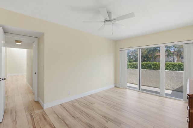 2534 Boundbrook Drive S 116, West Palm Beach, FL 33406