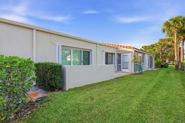 2534 Boundbrook Drive S 116, West Palm Beach, FL 33406