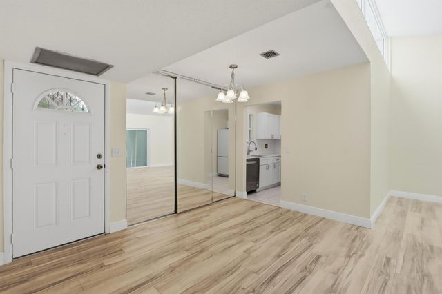 2534 Boundbrook Drive S 116, West Palm Beach, FL 33406