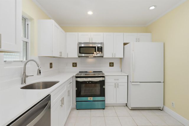 2534 Boundbrook Drive S 116, West Palm Beach, FL 33406