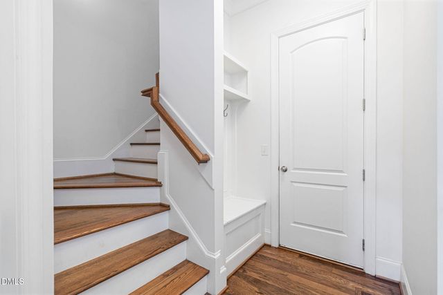 2414 Vetrina Way, Apex, NC 27502