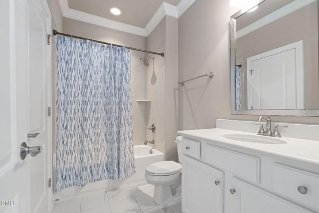 2414 Vetrina Way, Apex, NC 27502