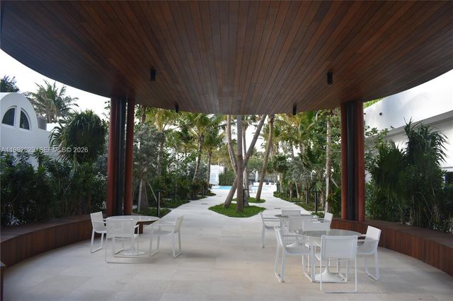 6365 Collins Ave 2106, Miami Beach, FL 33141