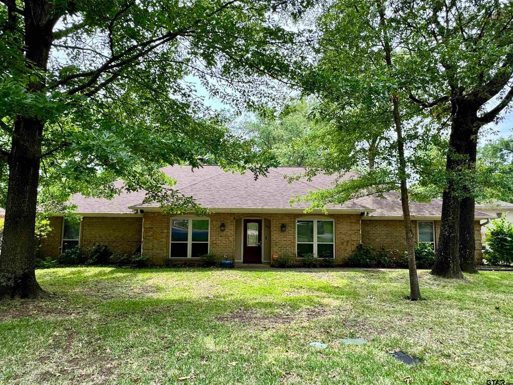 505 Bentley Ct, Tyler, TX 75703