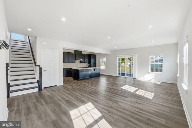 2570 SKEETER CT, Waldorf, MD 20603