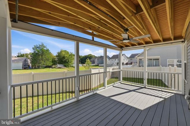 2570 SKEETER CT, Waldorf, MD 20603
