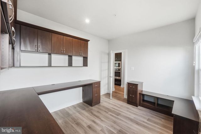 2570 SKEETER CT, Waldorf, MD 20603