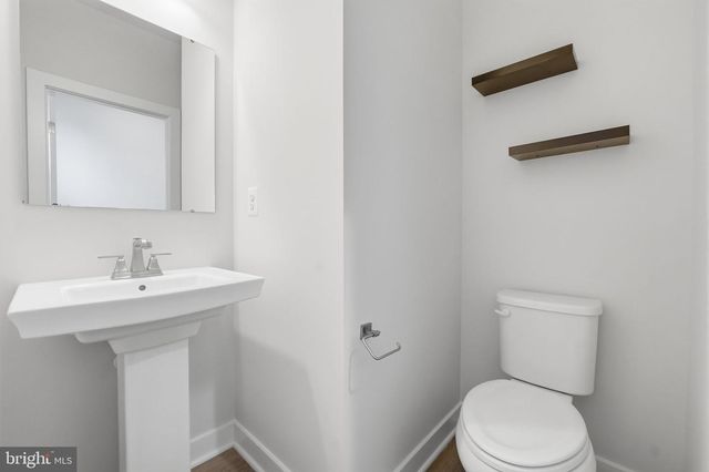 2570 SKEETER CT, Waldorf, MD 20603