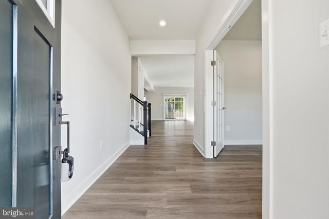 2570 SKEETER CT, Waldorf, MD 20603