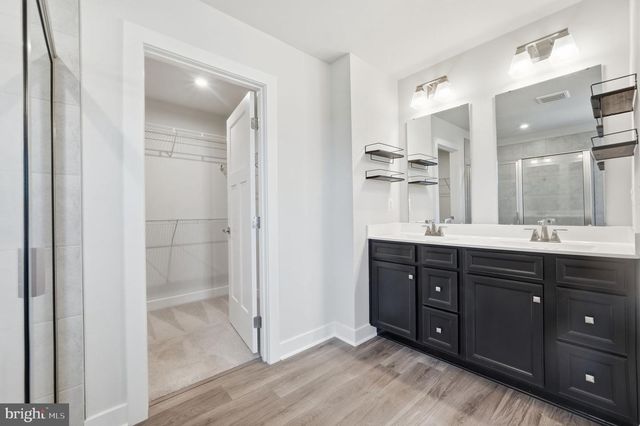 2570 SKEETER CT, Waldorf, MD 20603