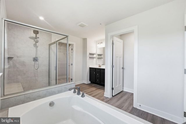 2570 SKEETER CT, Waldorf, MD 20603