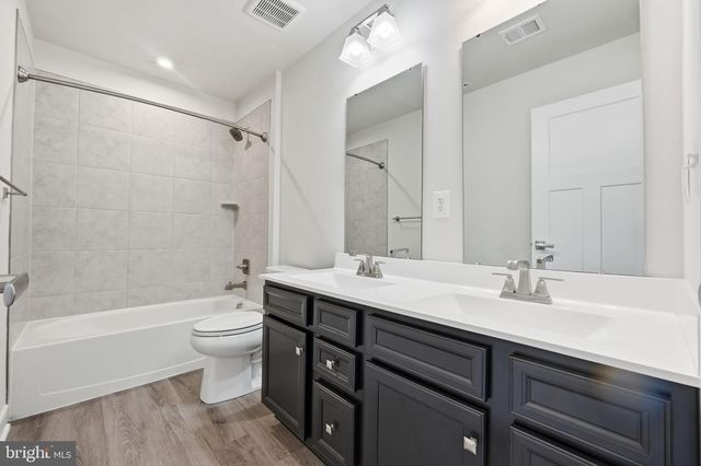 2570 SKEETER CT, Waldorf, MD 20603