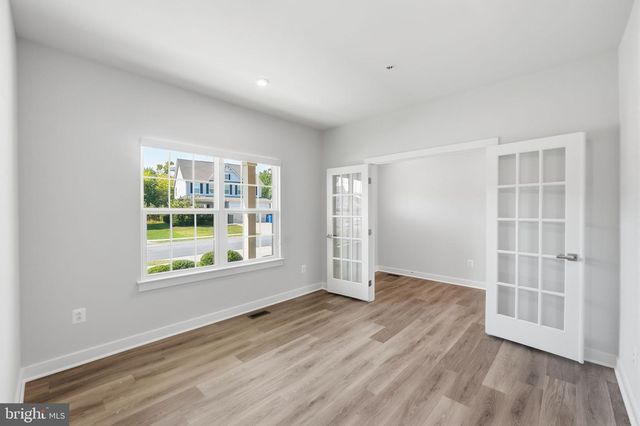 2570 SKEETER CT, Waldorf, MD 20603
