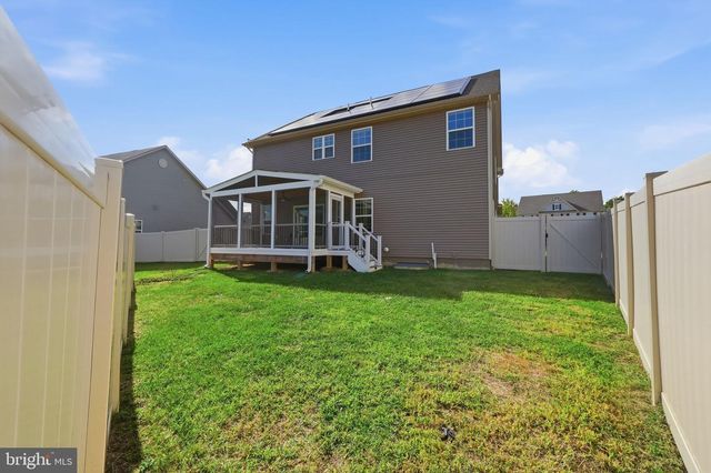 2570 SKEETER CT, Waldorf, MD 20603